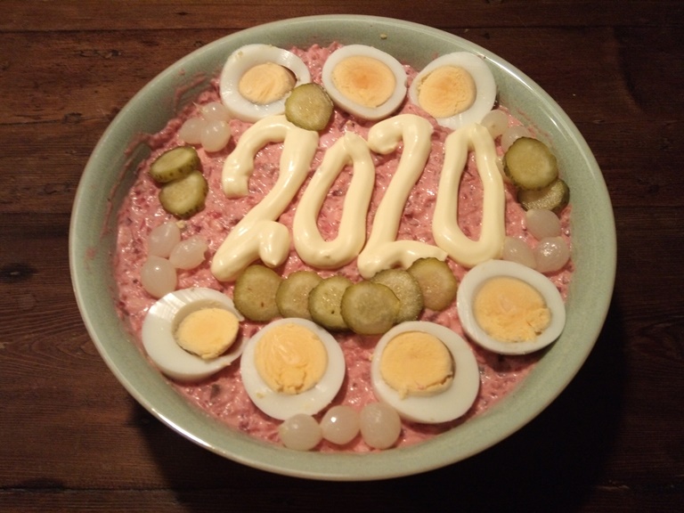 Je bekijkt nu Bietensalade – kom uit de kast met oud en nieuw!