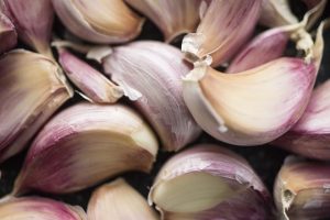 Lees meer over het artikel Knoflook pellen